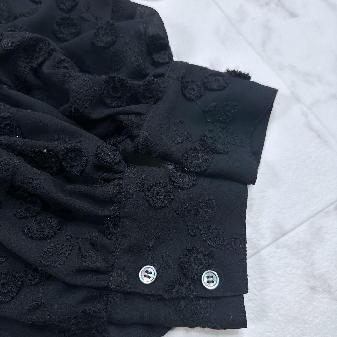 ウィムガゼット 刺繍ボウブラウス　フラワー刺繍　ボウタイ　長袖ブラウス　25年