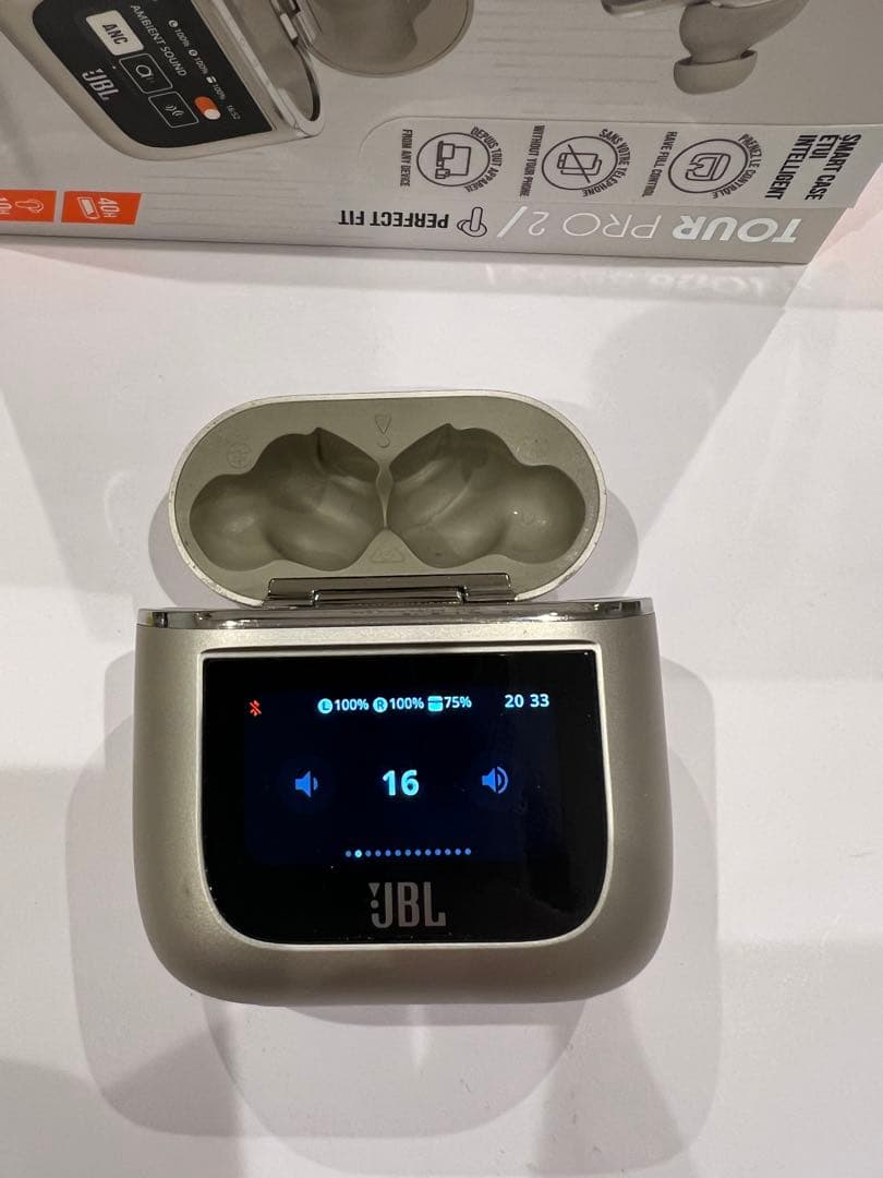 マ*ル様 P*g様 JBL Tour Pro 2 ワイヤレスイヤホン シャンパン