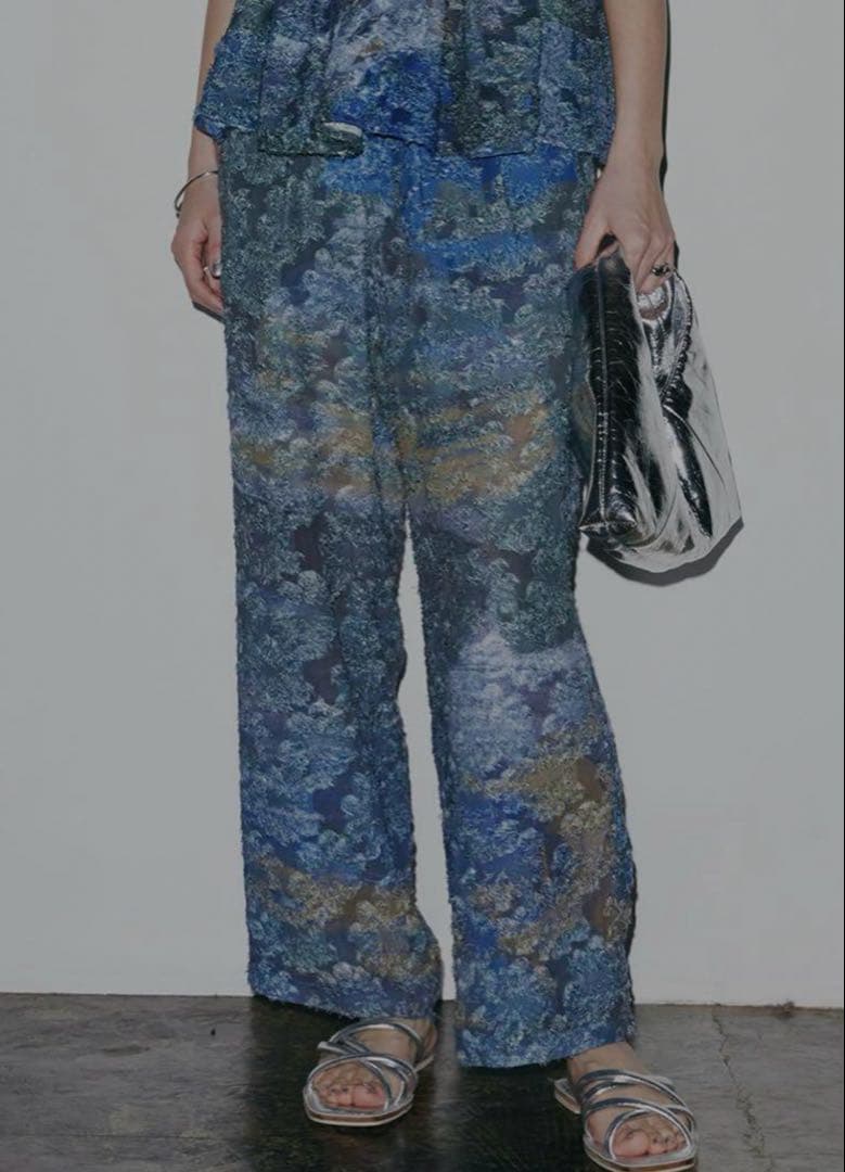 トップス MEDI RACHEL FLUFFY ART CAMISOLE PANTS