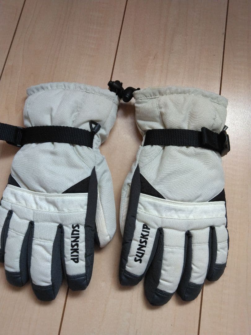 水色ファー付きジャケット