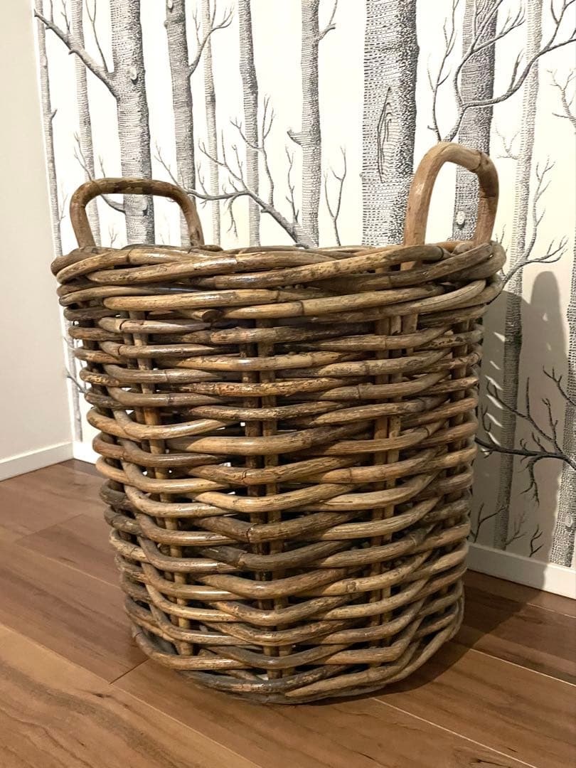 ZARA  大型カゴ(48x48cm） & 小型カゴ (30x25cm)