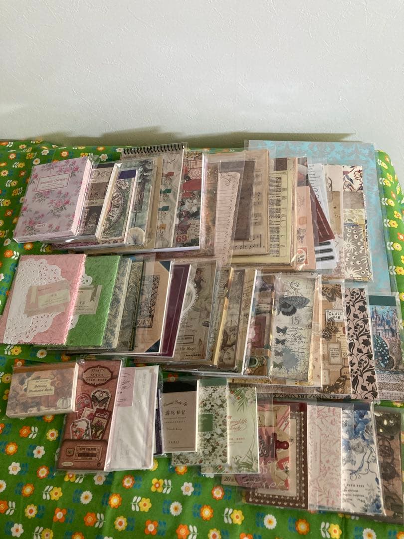 ヴィンテージコラージュ素材 紙もの コラージュまとめ売り