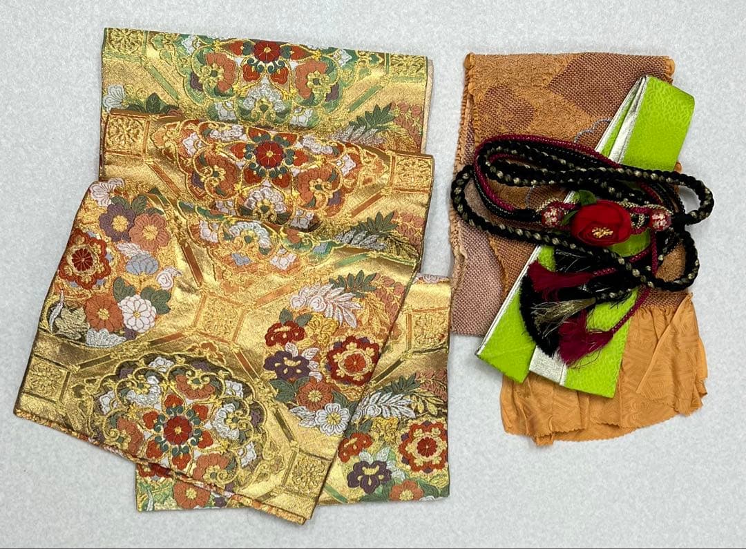 振り袖　フルセット　長襦袢付　金彩加工　振り柄有　成人式　美品　699