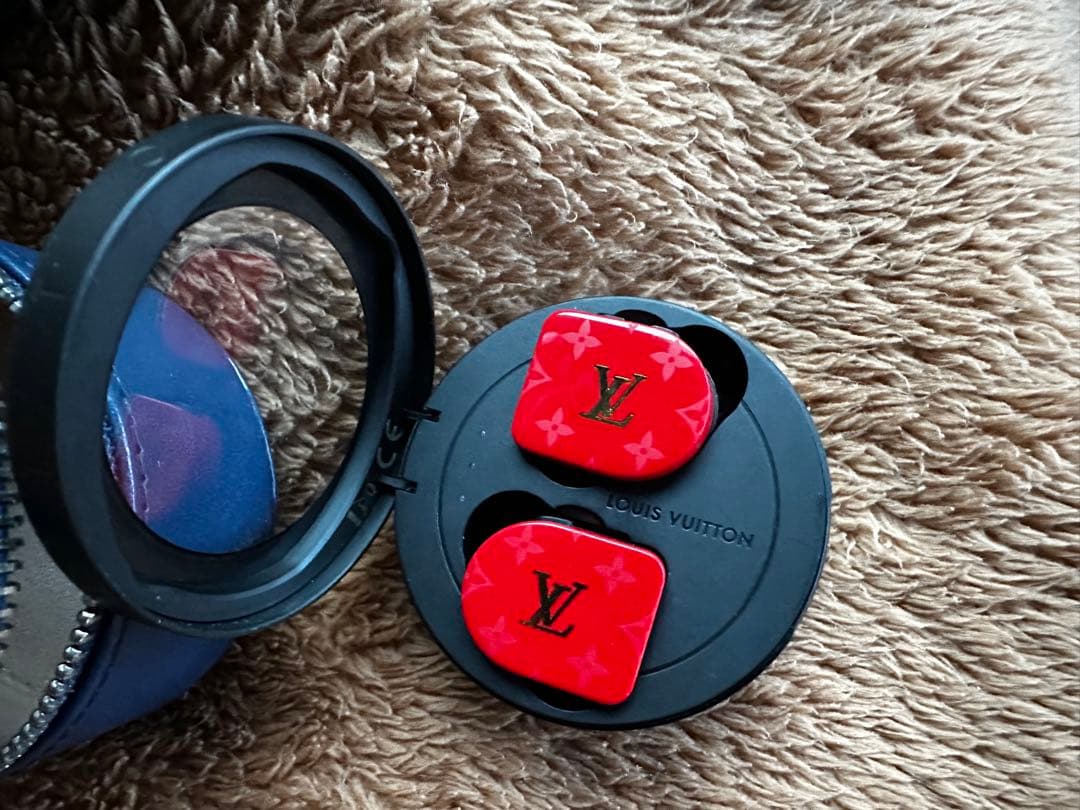 ルイヴィトン　ホライゾンイヤホン レッド×モノグラム