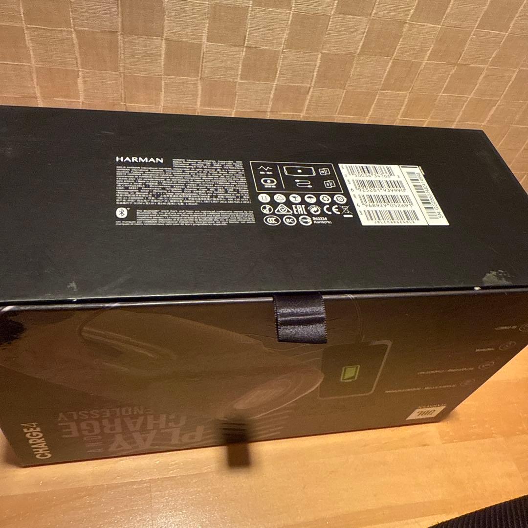 JBL Charge 4 ワイヤレススピーカー