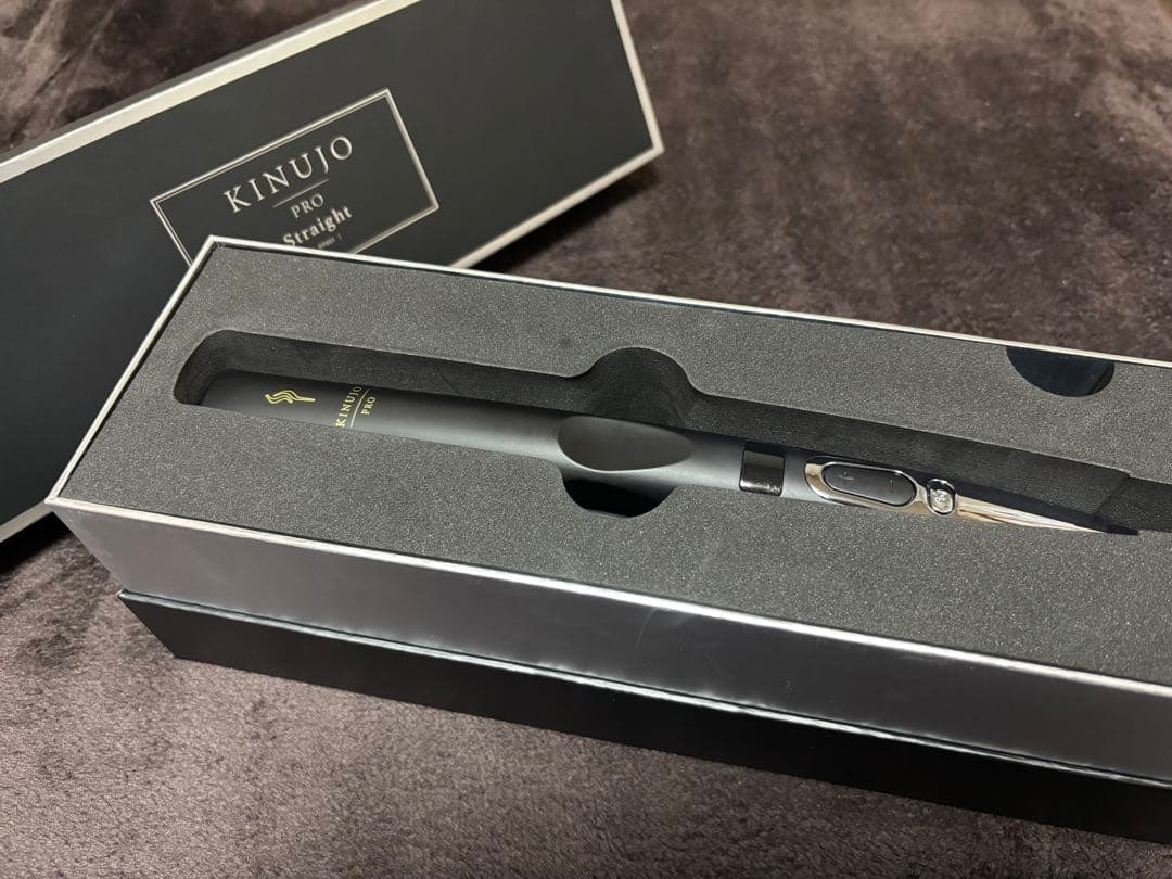 箱・保証書付 KINUJO PRO 絹女 ストレートアイロン プロ KP001