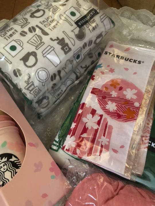 Starbucks スターバックス　さくらピクニックセット