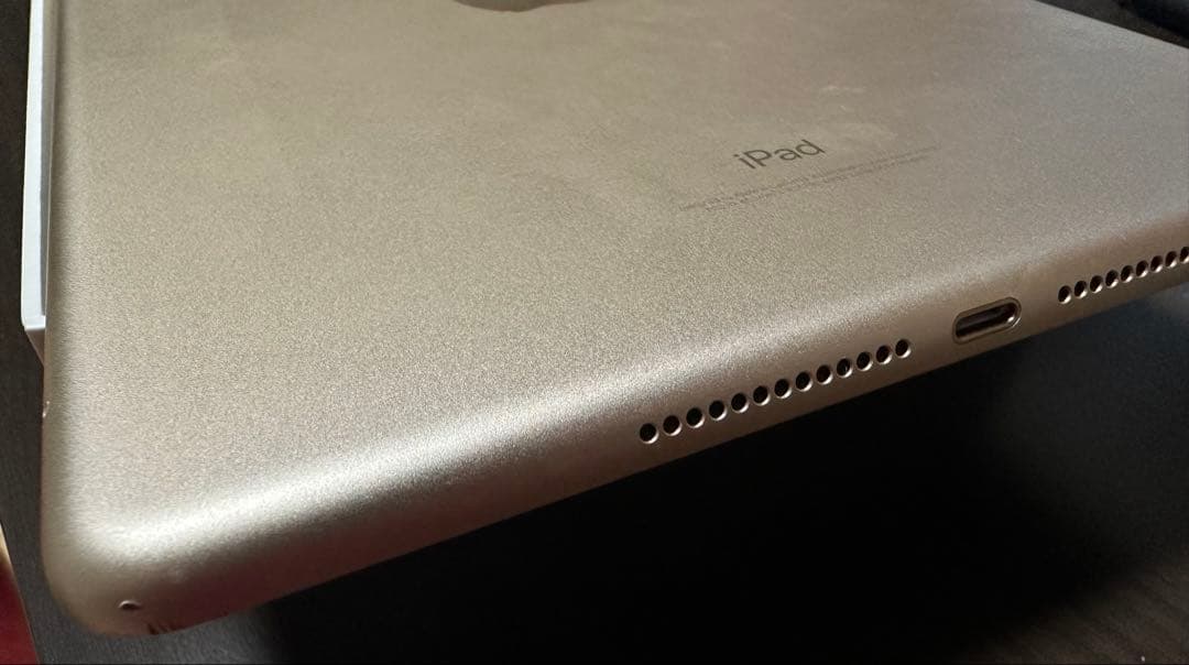 Apple iPad 第5世代32GB ゴールド