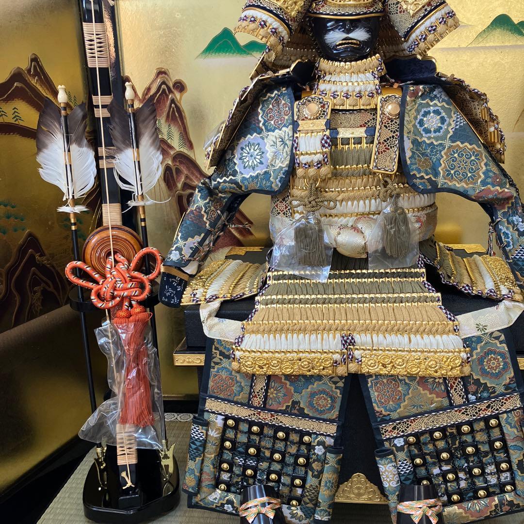 たまやす 五月人形