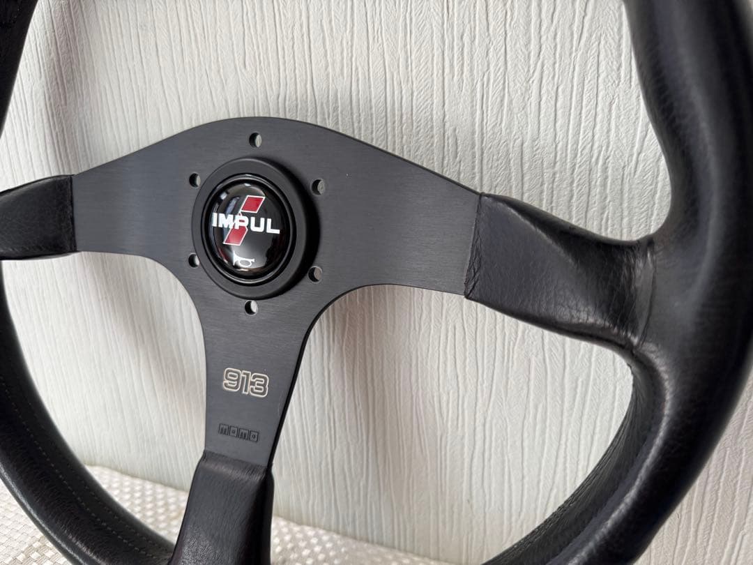 IMPUL ステアリング　913 Special 【MOMO】　正規品
