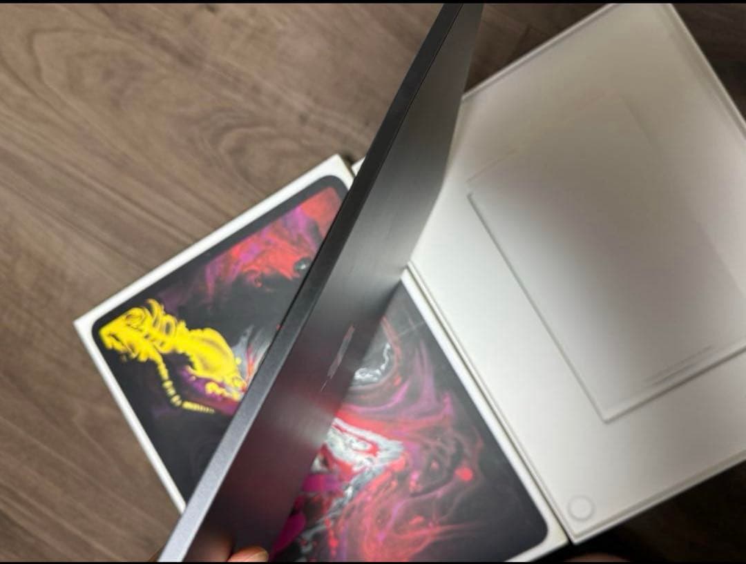 あ*と様 iPad Pro (12.9インチ) 第3世代 スペースグレー 256