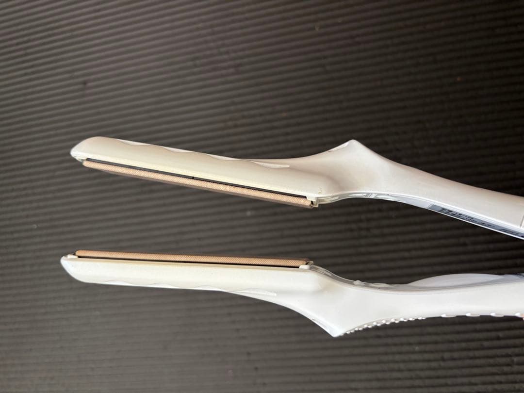 KINUJO 絹女～KINUJO～ ストレートヘアアイロン LM-125