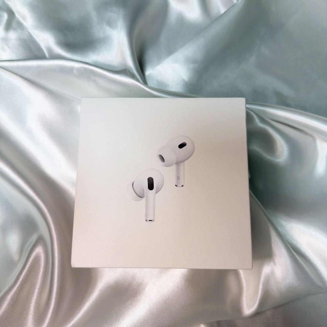 Apple AirPods Pro 第2世代　本体 充電ケース付き