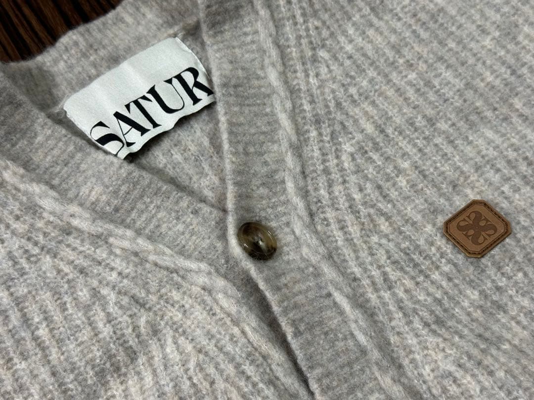 SATUR セター　カーディガン