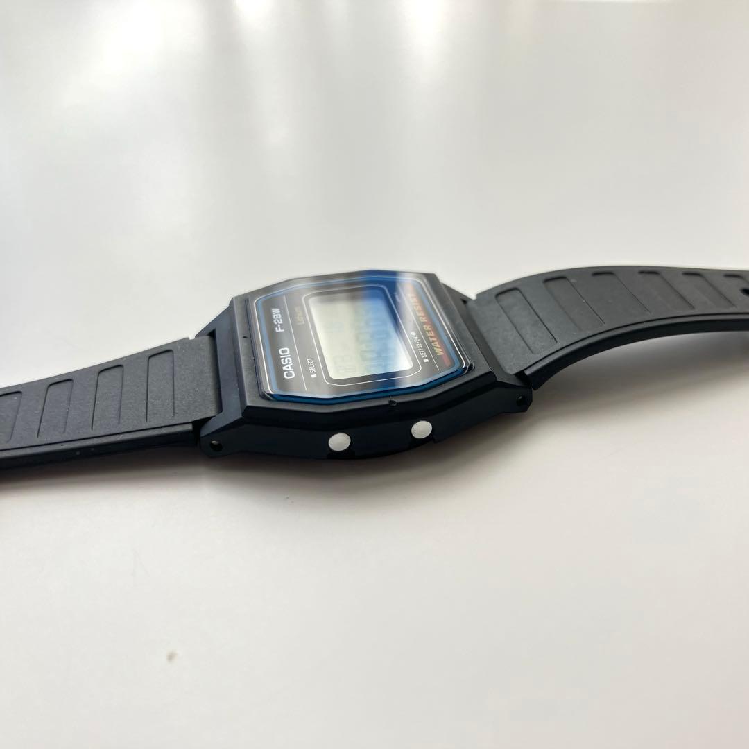 CASIO F-28W“Vintage Cheap”チープカシオ