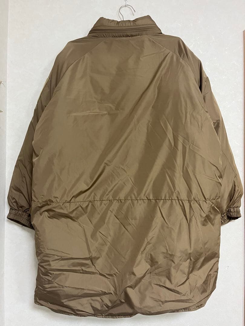 新品タグ付き yield モンスターダウンジャケット イールド ・アウター XL