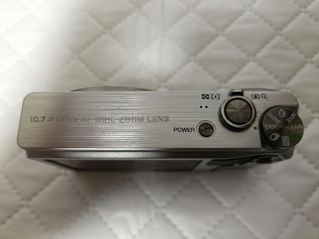 RICOH　コンパクトデジタルカメラ CX2