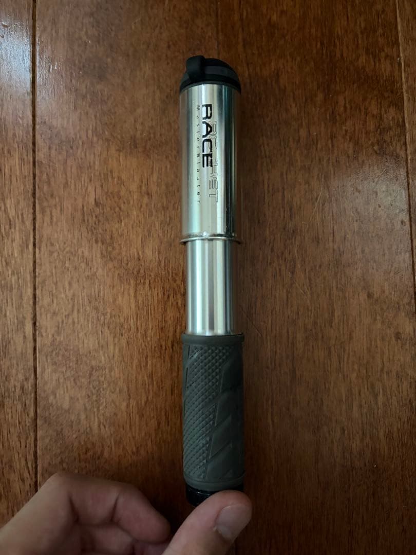 フルカーボンフレーム ロードバイク