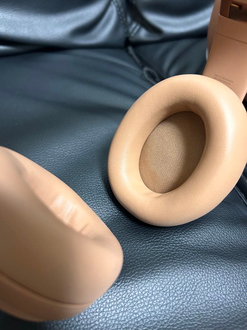 【美品・限定品】Beats Studio Pro Kim Kardashian