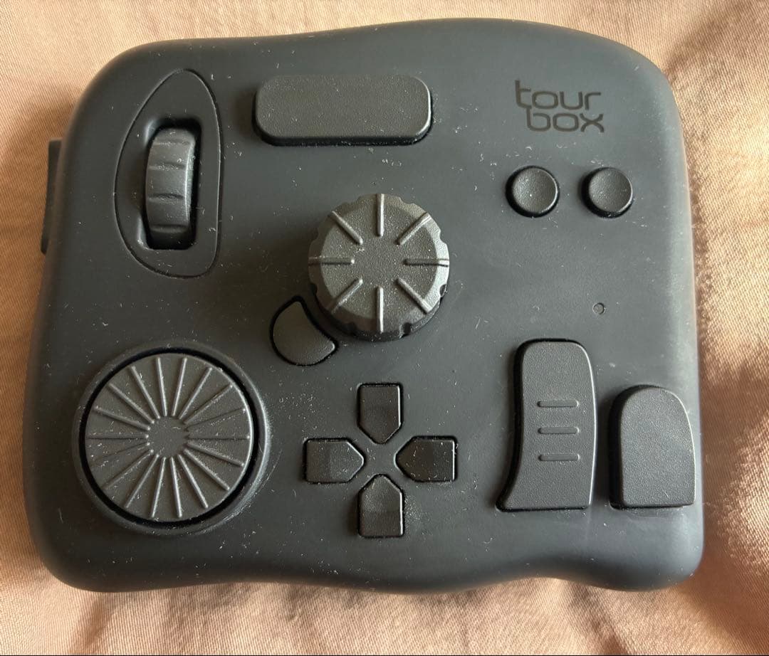 TourBox NEO 左手デバイス 箱・付属品あり