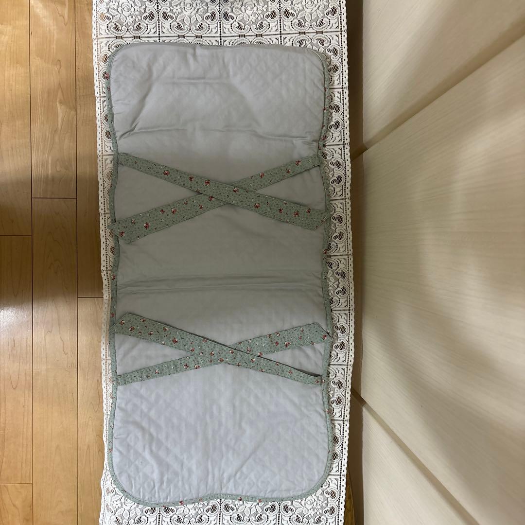 マニー　背当て付きコラージュシートクッション（ブルー）