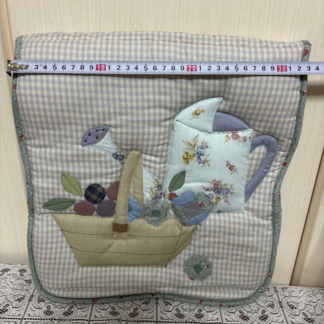 マニー　背当て付きコラージュシートクッション（ブルー）