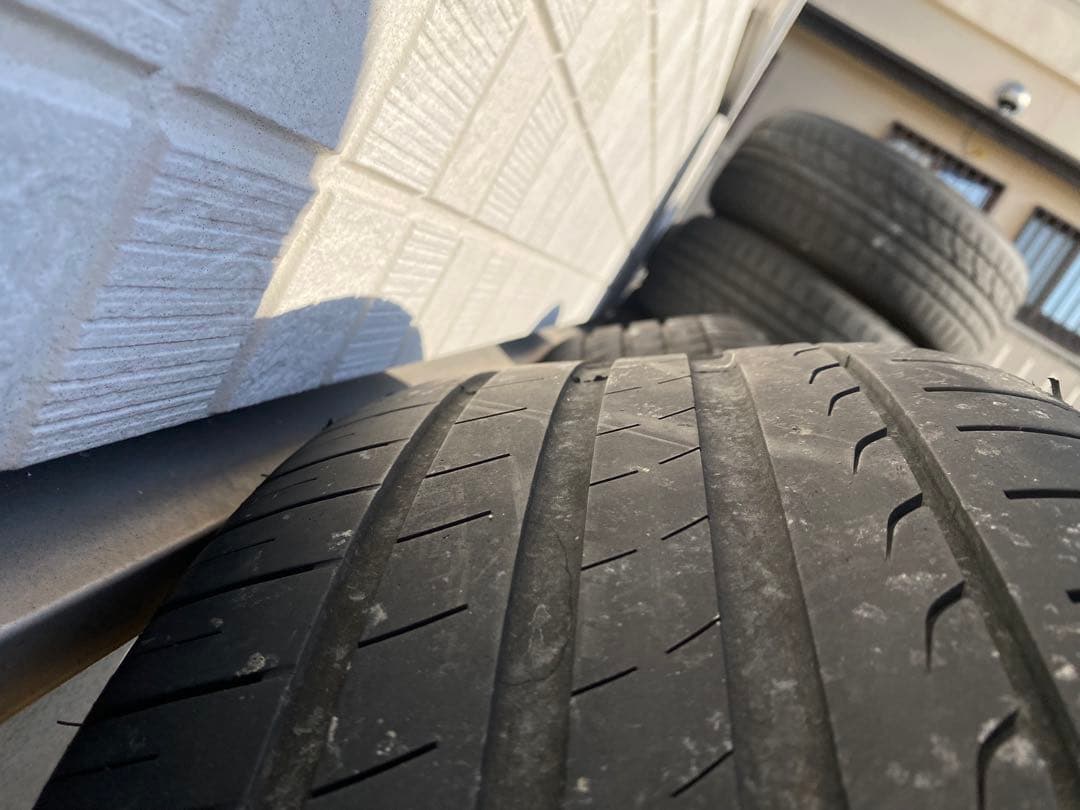 ※新年セール　ハイエース　19インチ　VALOR DCR①