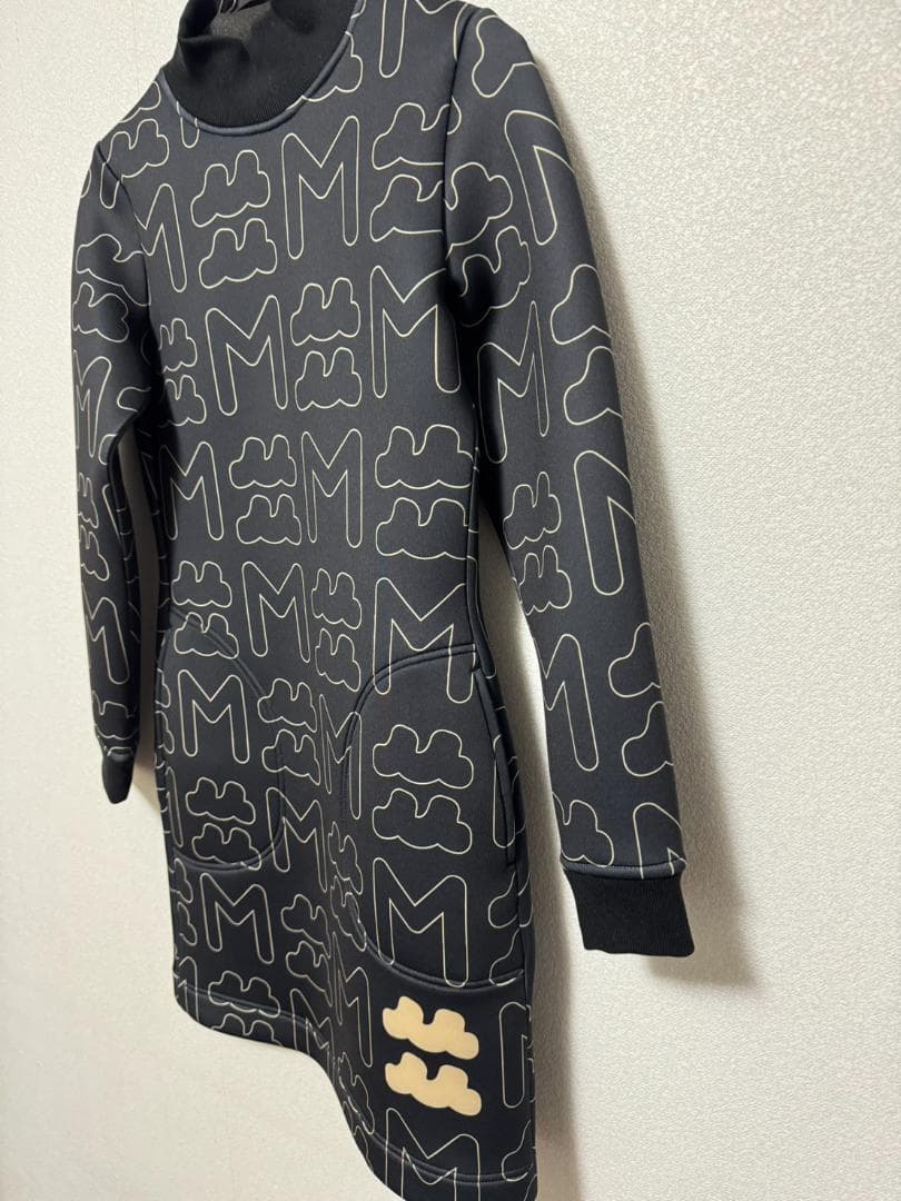 新品タグ付mutaMARINE ゴルフボンディングワンピース サイズ1 ブラック