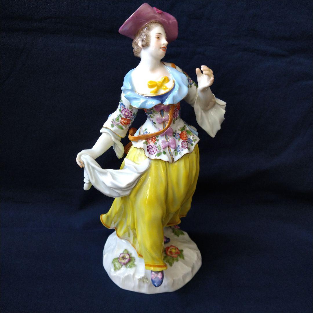 マイセン(Meissen)フィギュリン『踊る貴婦人』