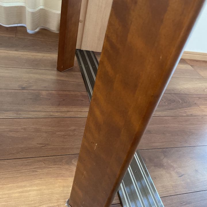 4人掛けテーブル