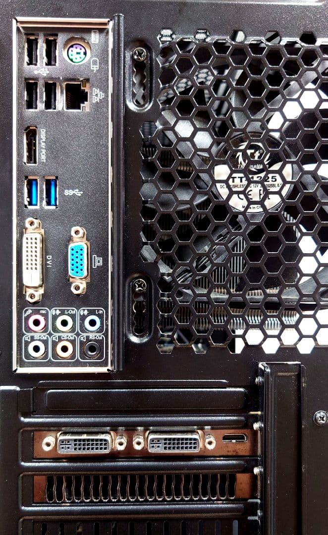 INTEL i7 4770 32GB GTX580 Win10 デスクトップPC