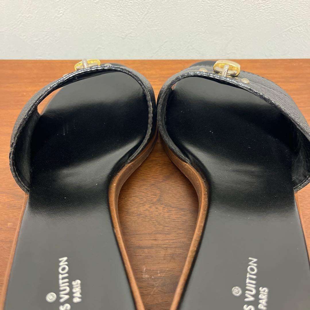 ルイヴィトン　黒　ミュール