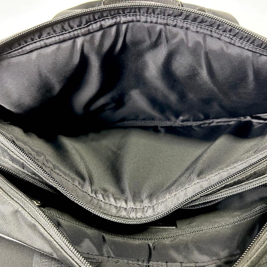 極美品♡coach ブリーフケース　大容量ビジネスバッグ　A4収納　ショルダー有