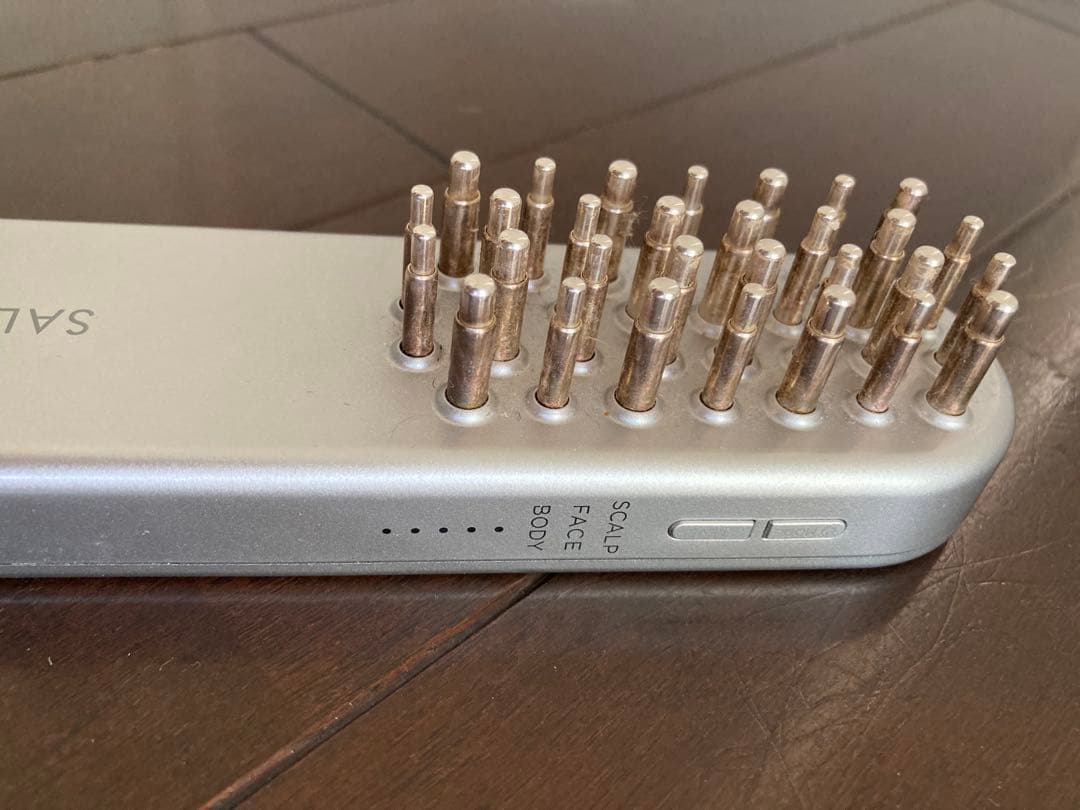 サロニア　EMS LIFT BRUSH