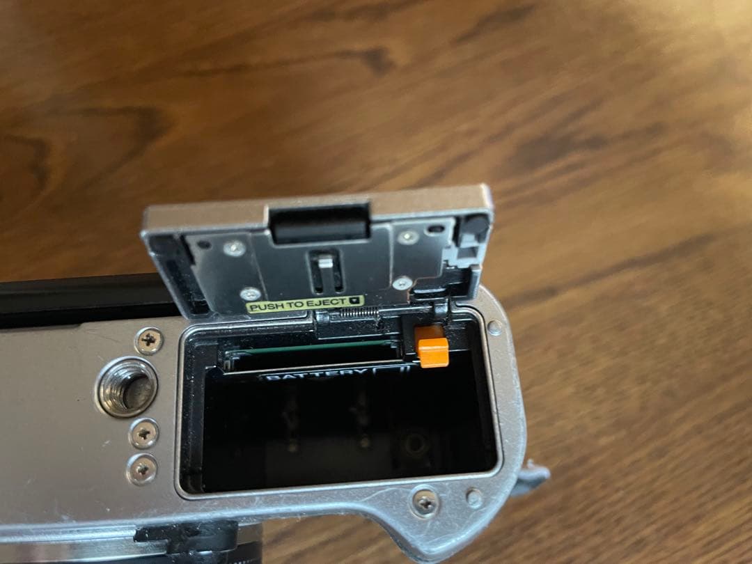 【ジャンク品】FUJIFILM X-T10 シルバー レンジファインダーカメラ