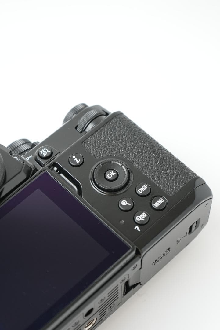 【ほぼ新品】【153回】 Nikon ニコン Zf ミラーレス一眼カメラ ボディ