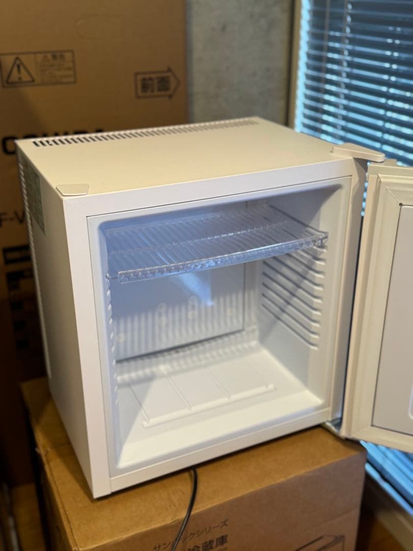 Sun Ruck 20L 冷蔵庫 ホワイト　ほぼ未使用　2025年
