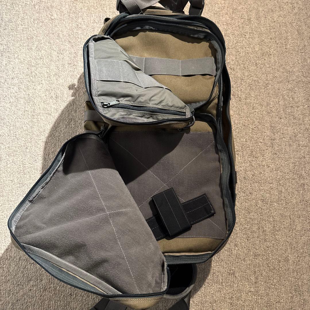 Maxpeditionハンドガンホルスタースリングパック