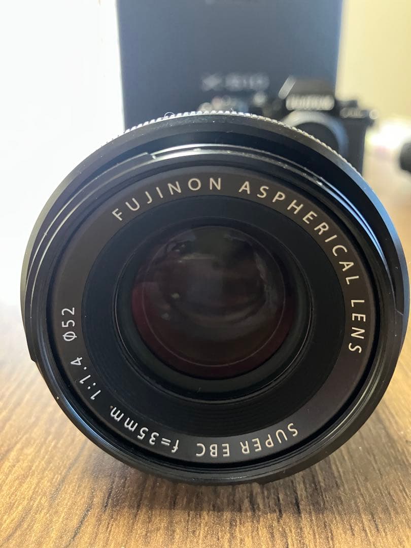 FUJI FILM XF 35mm f/1.4 単焦点レンズ