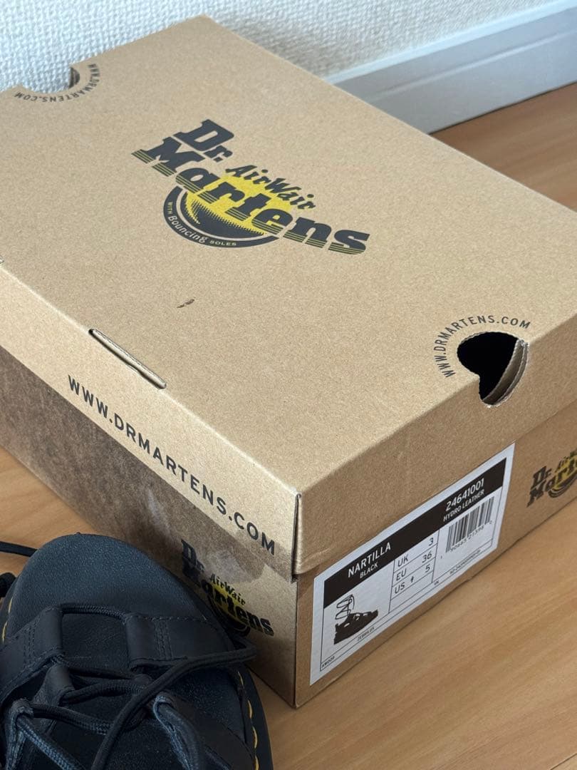 【美品】dr.martensドクターマーチン Nartilla サンダル 220