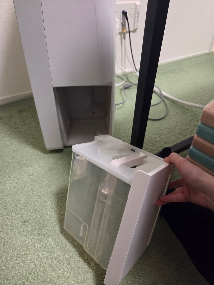 美品 SHARP 除湿機 CV-H120-W プラズマクラスター