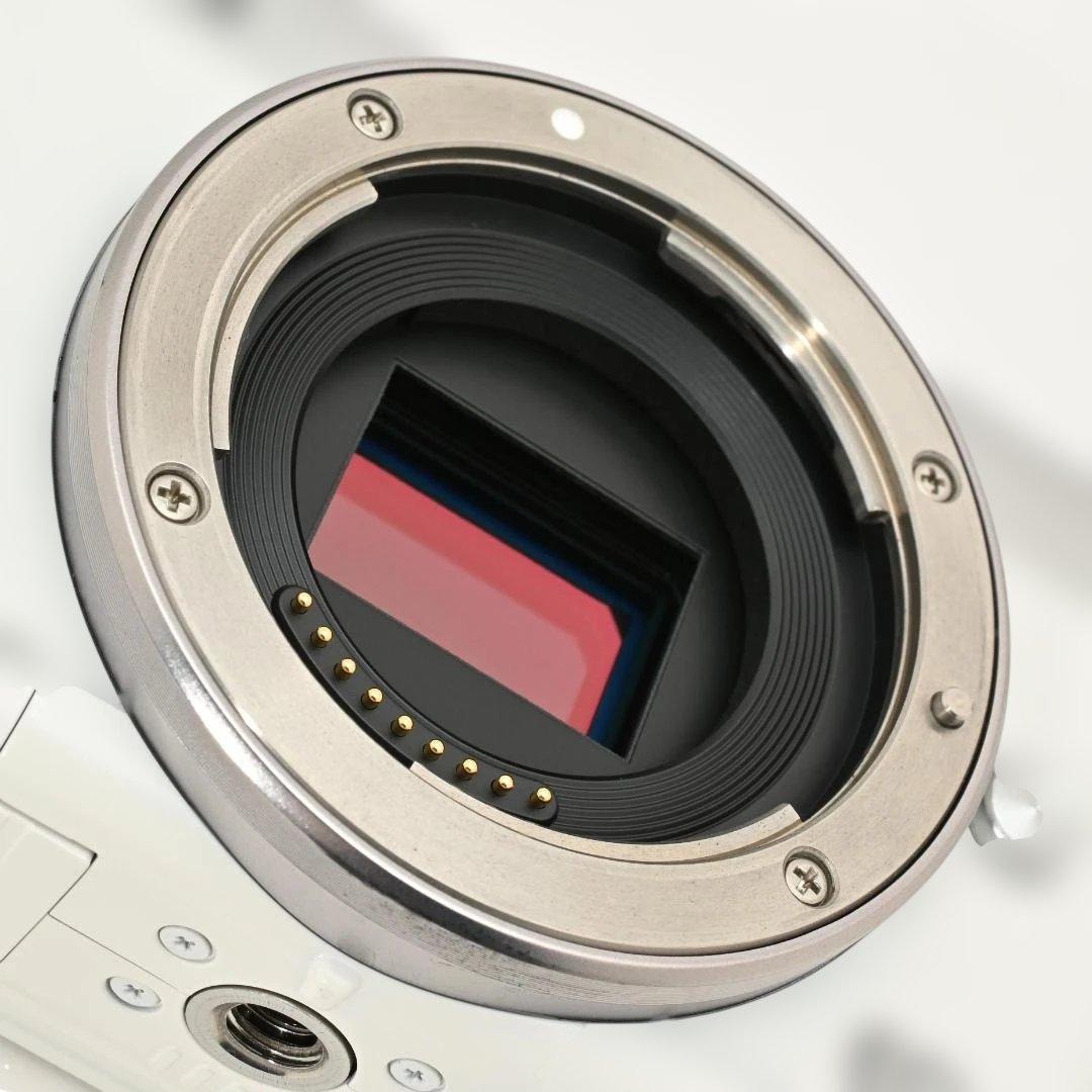 【美品】 Canon EOS M100 WH ボディ ホワイト