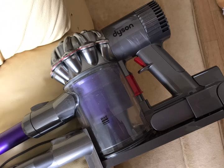 ダイソン　コードレスクリーナー