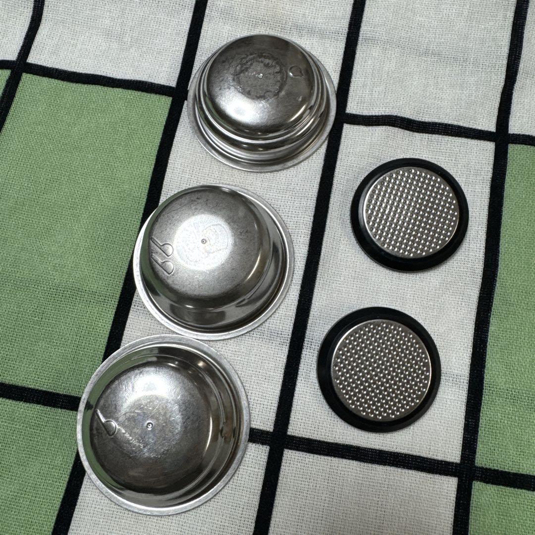 DeLonghi エスプレッソマシン　ECP3220J-W