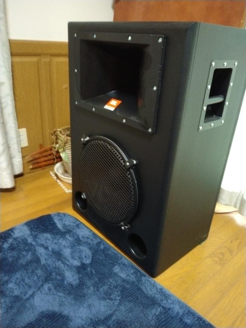 JBLオーダーメイドスピーカー