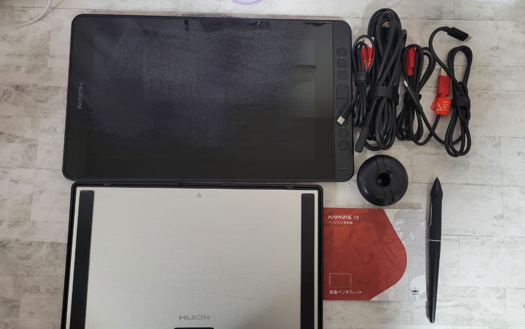 日本限定 huion 液タブ KANVAS12