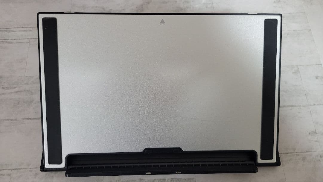 日本限定 huion 液タブ KANVAS12