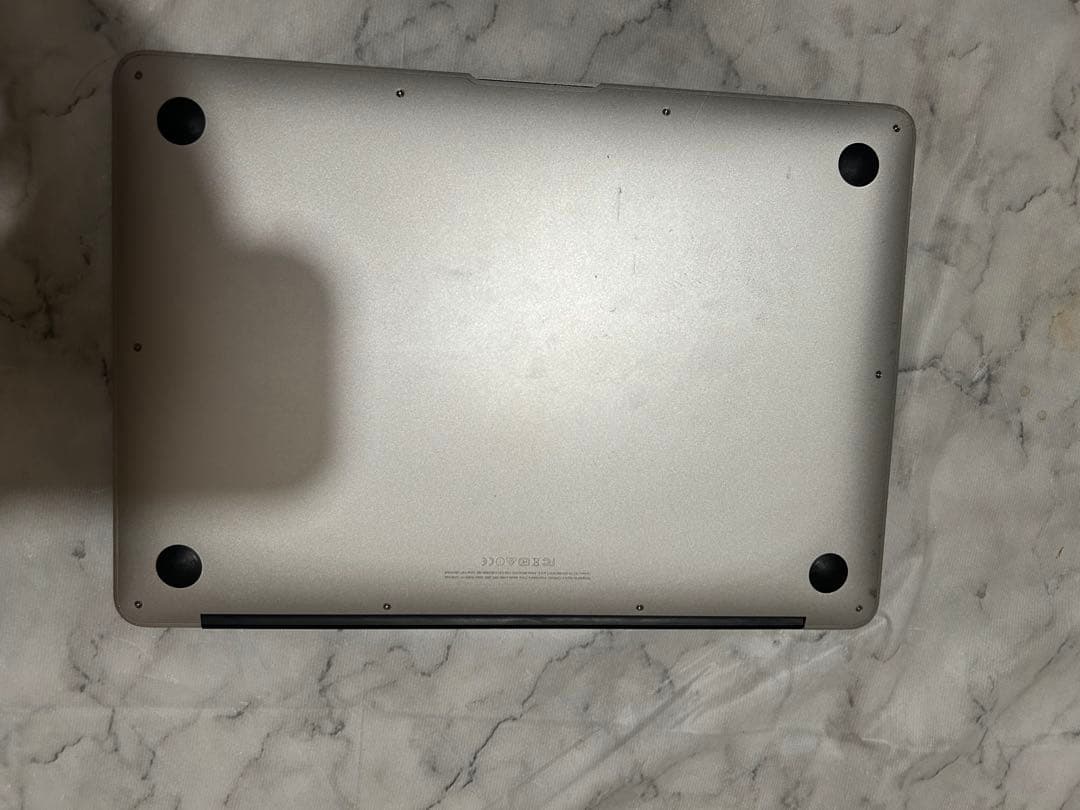 (即購入可)MacBook Air (13-inch, Early 2015)