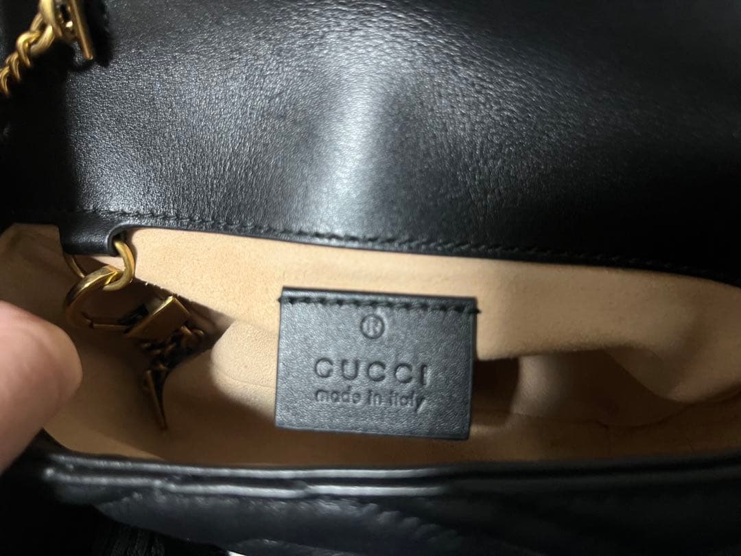 【美品】GUCCI グッチ　キルティングミニショルダーバッグ黒　GGマーモント