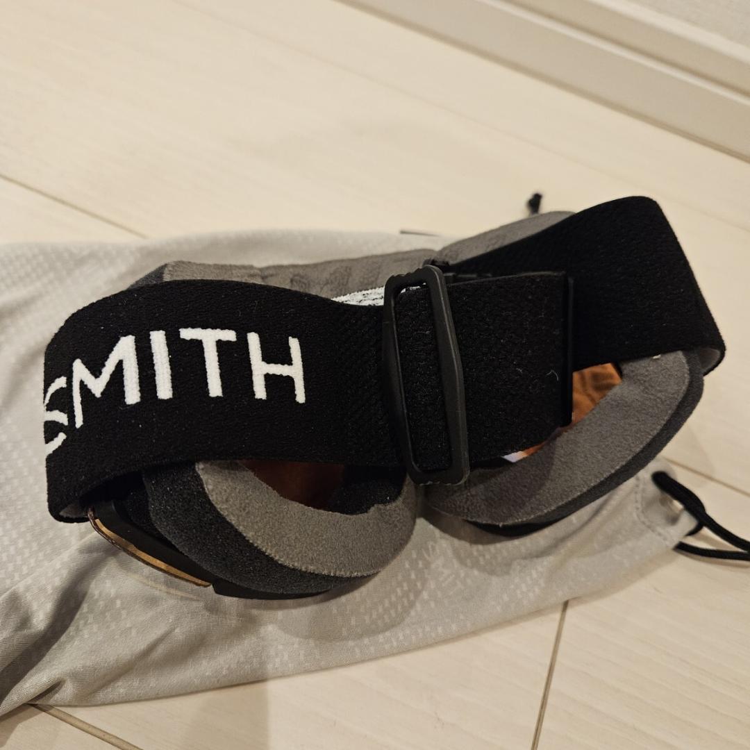 SMITH SQUAD Photo ChromaPop ゴーグル【調光】